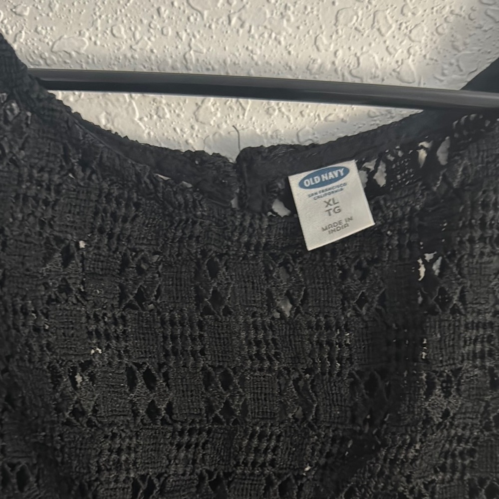 ❗️SOLD❗️Old Navy Black Lace Detail Blouse - Picture 2 of 4